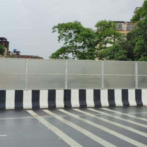 Polycarbonate noise barrier on Road/ Road noise barrier manufacturer in India Polycarbonate noise barrier on Road/ Road noise barrier manufacturer in India